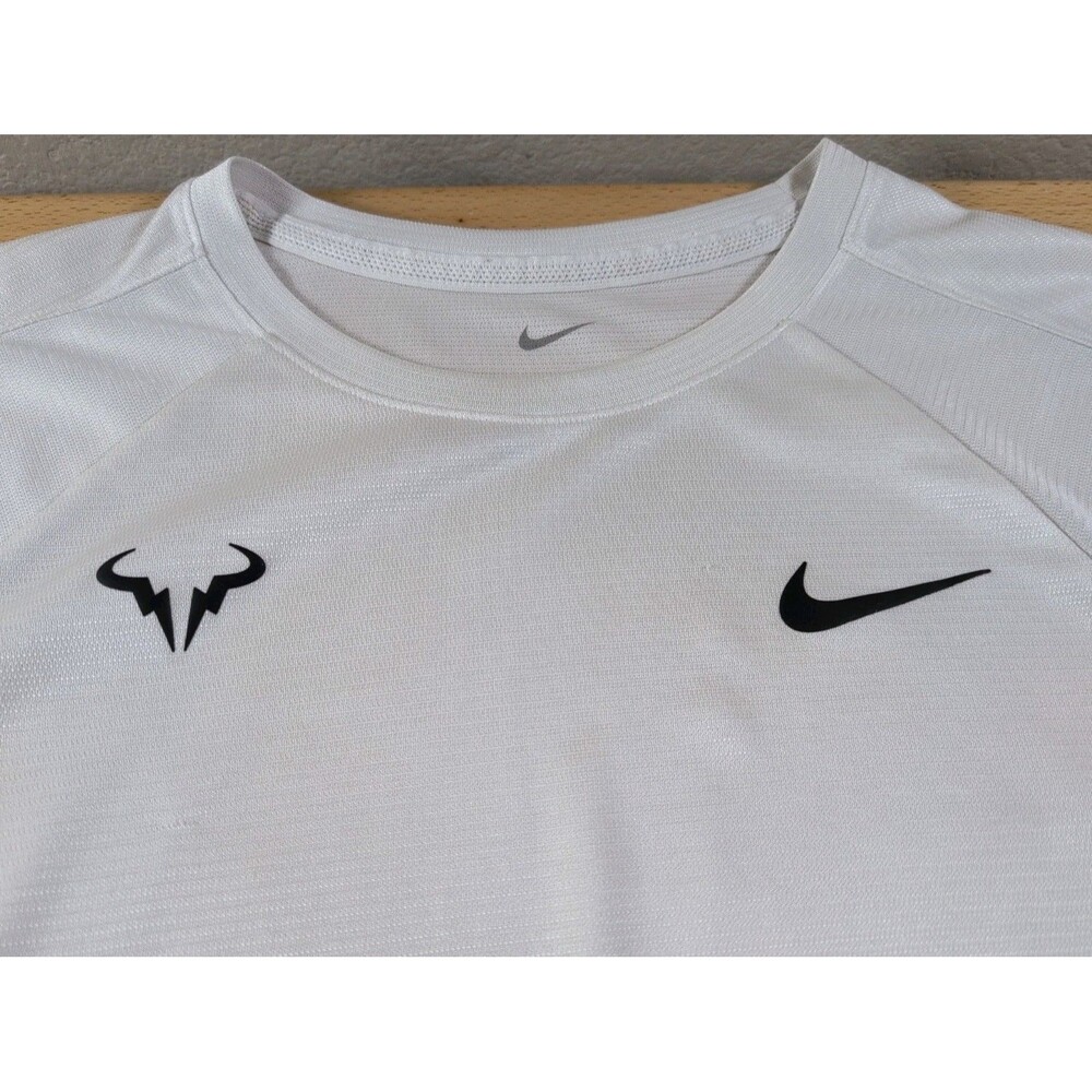 Nike Court Dri-FIT Rafa Challenger Size Medium Men's Tennis Top White DV2887-100